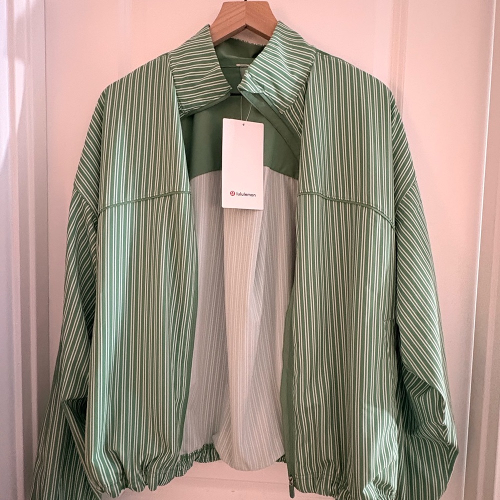 Lululemon Women’s UV Protective Oversized Tennis Jacket in Twice Stripe Green - Picture 7 of 13